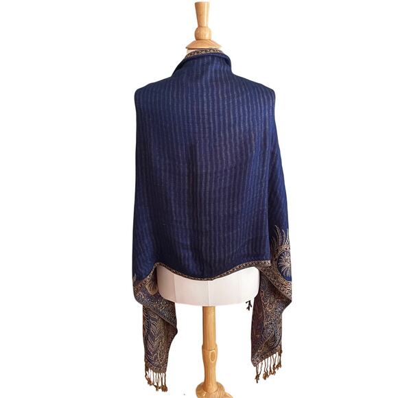 Blue & Gold Floral Paisley Large Reversible Scarf / Wrap / Shawl with Fringe - Picture 8 of 10